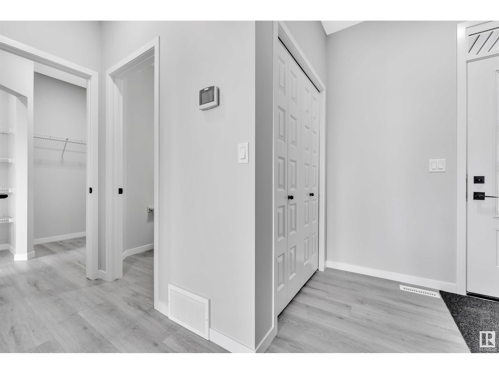 16832 49 St Nw, Edmonton, Alberta  T5Y 4G9 - Photo 6 - E4441794