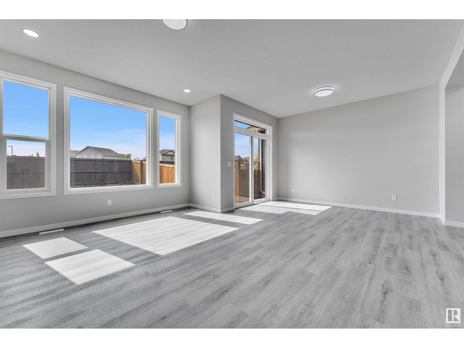 16832 49 St Nw, Edmonton, Alberta  T5Y 4G9 - Photo 9 - E4441794