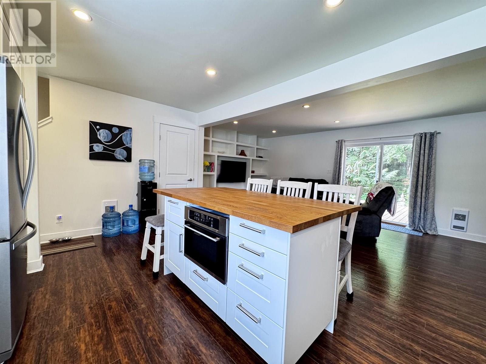 2021 Seal Cove Circle, Prince Rupert, British Columbia  V8J 2G4 - Photo 9 - R3014320