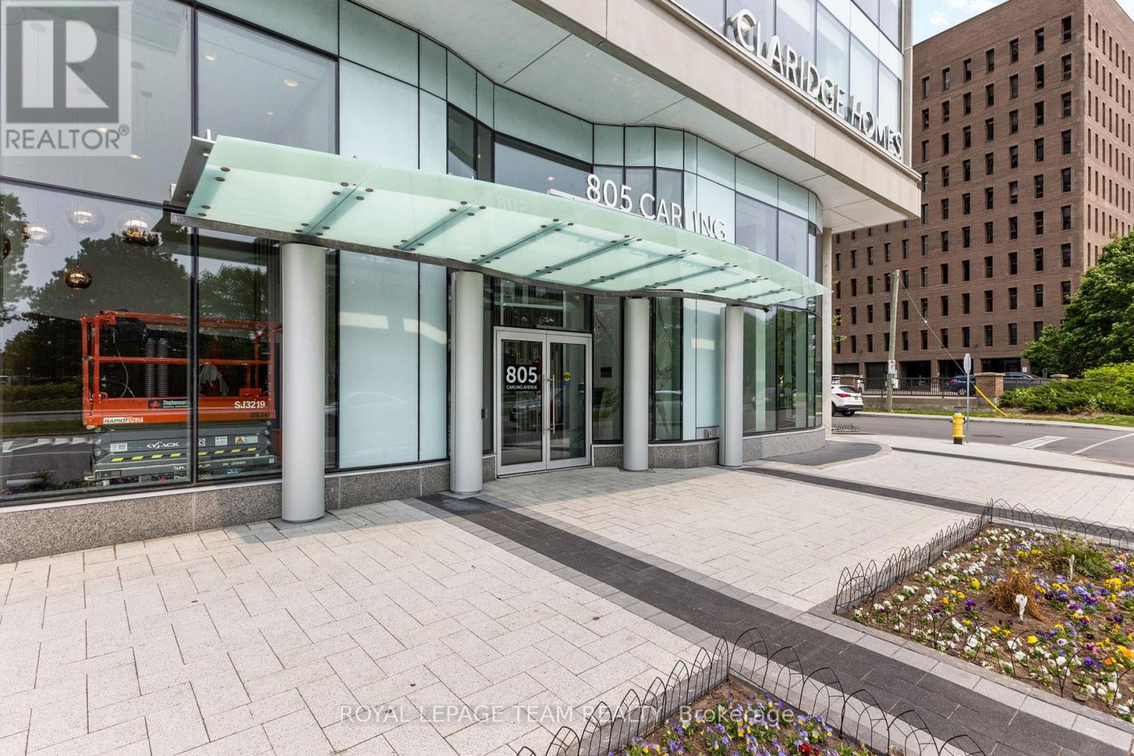 805 CARLING AVENUE #809