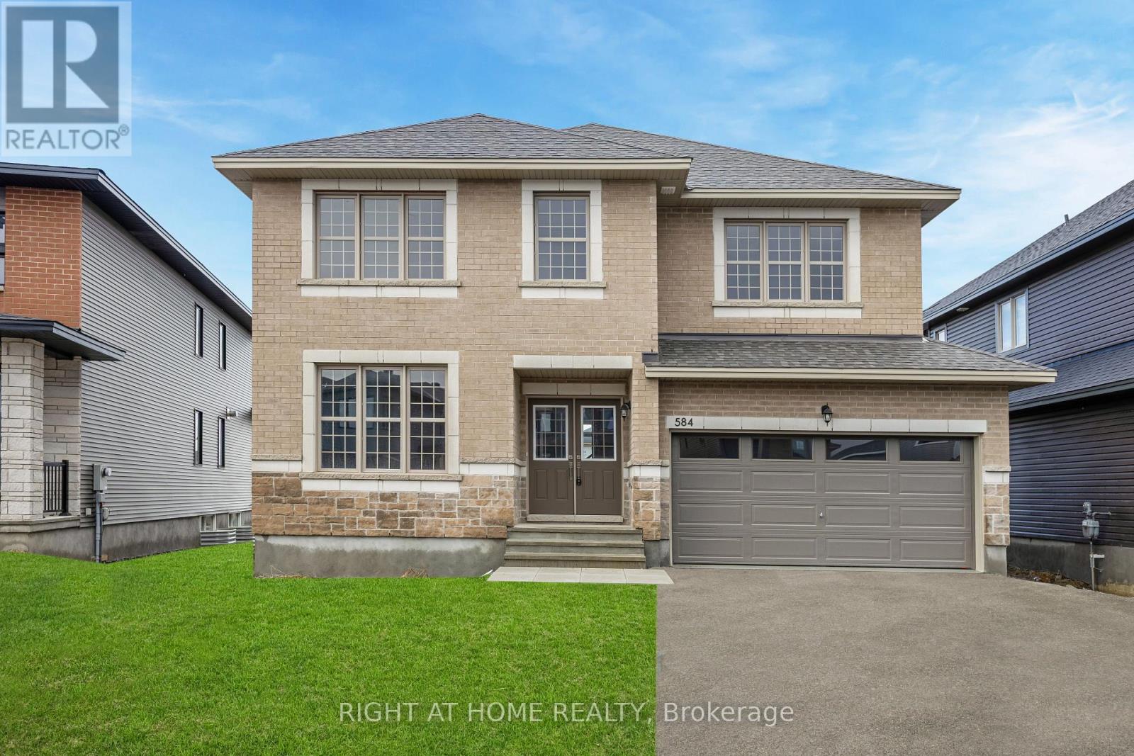 584 PAAKANAAK AVENUE, Ottawa, Ontario