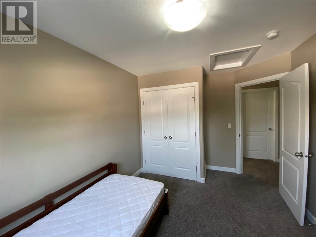 9, 4716 College Avenue, Lacombe, Alberta  T4L 0J5 - Photo 6 - A2230262