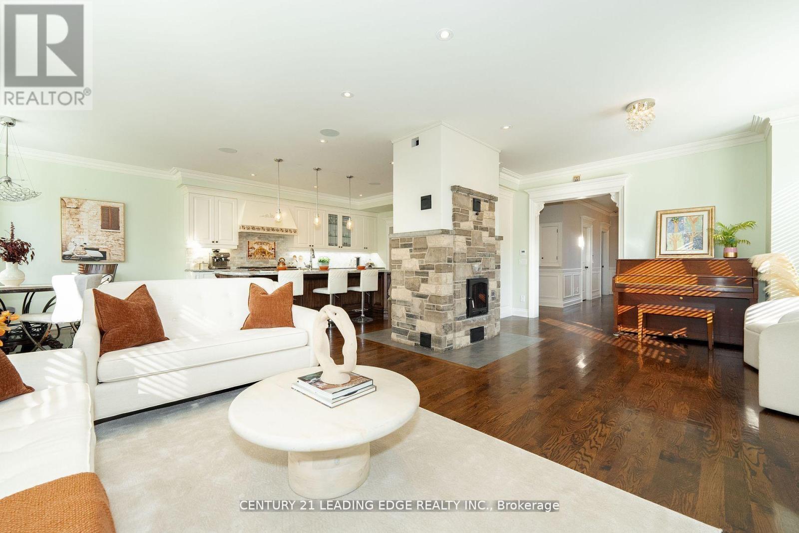 12 GRADWELL DRIVE, Toronto, Ontario