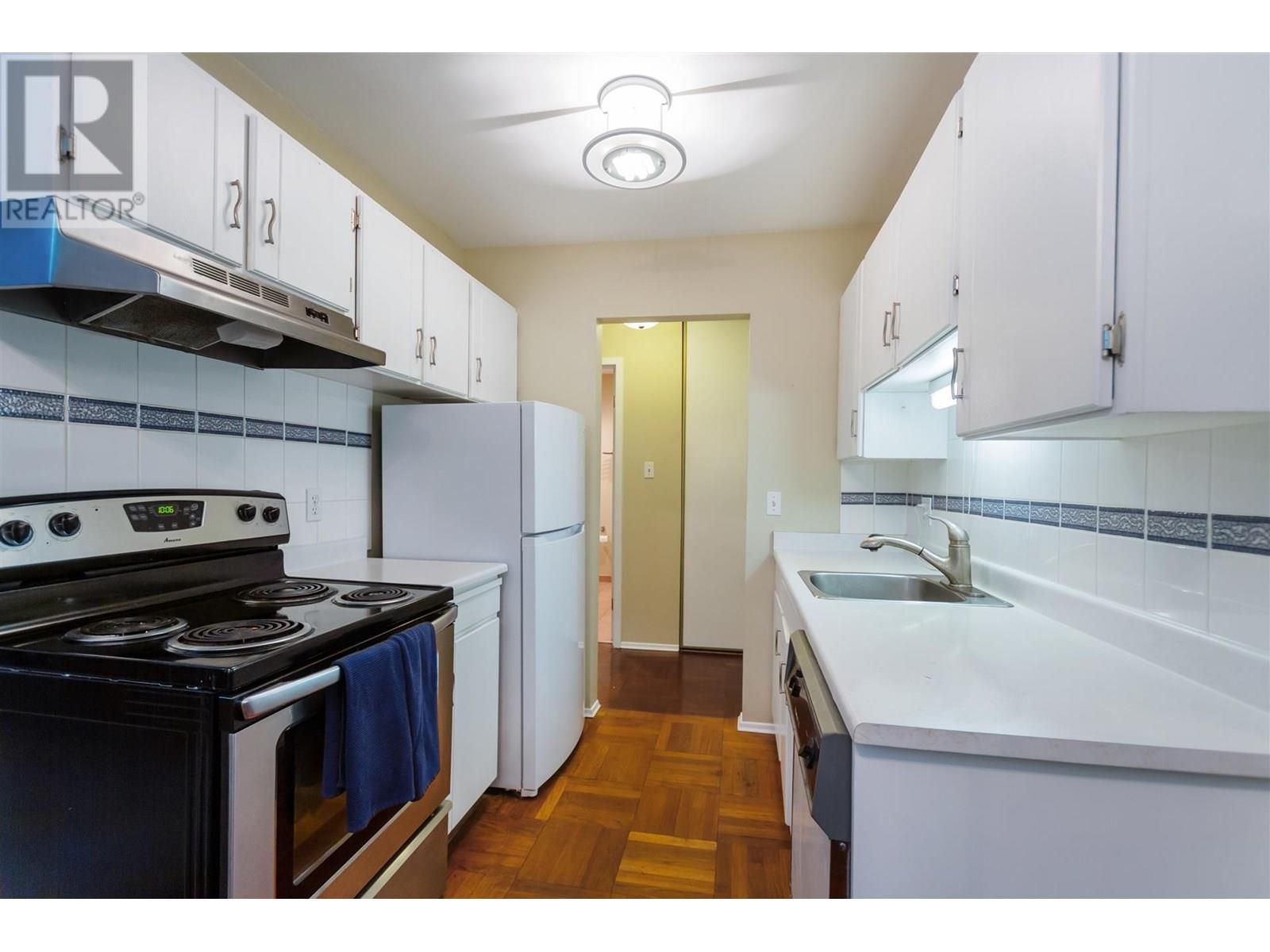 302 3901 Carrigan Court, Burnaby, British Columbia  V3N 4K1 - Photo 11 - R3014529