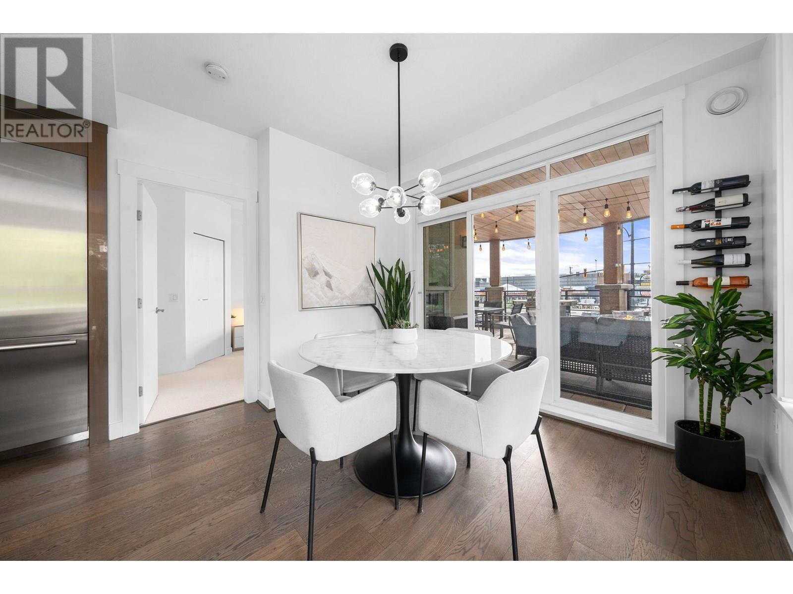 218 733 W 14th Street, North Vancouver, British Columbia  V7M 0C6 - Photo 12 - R3014539