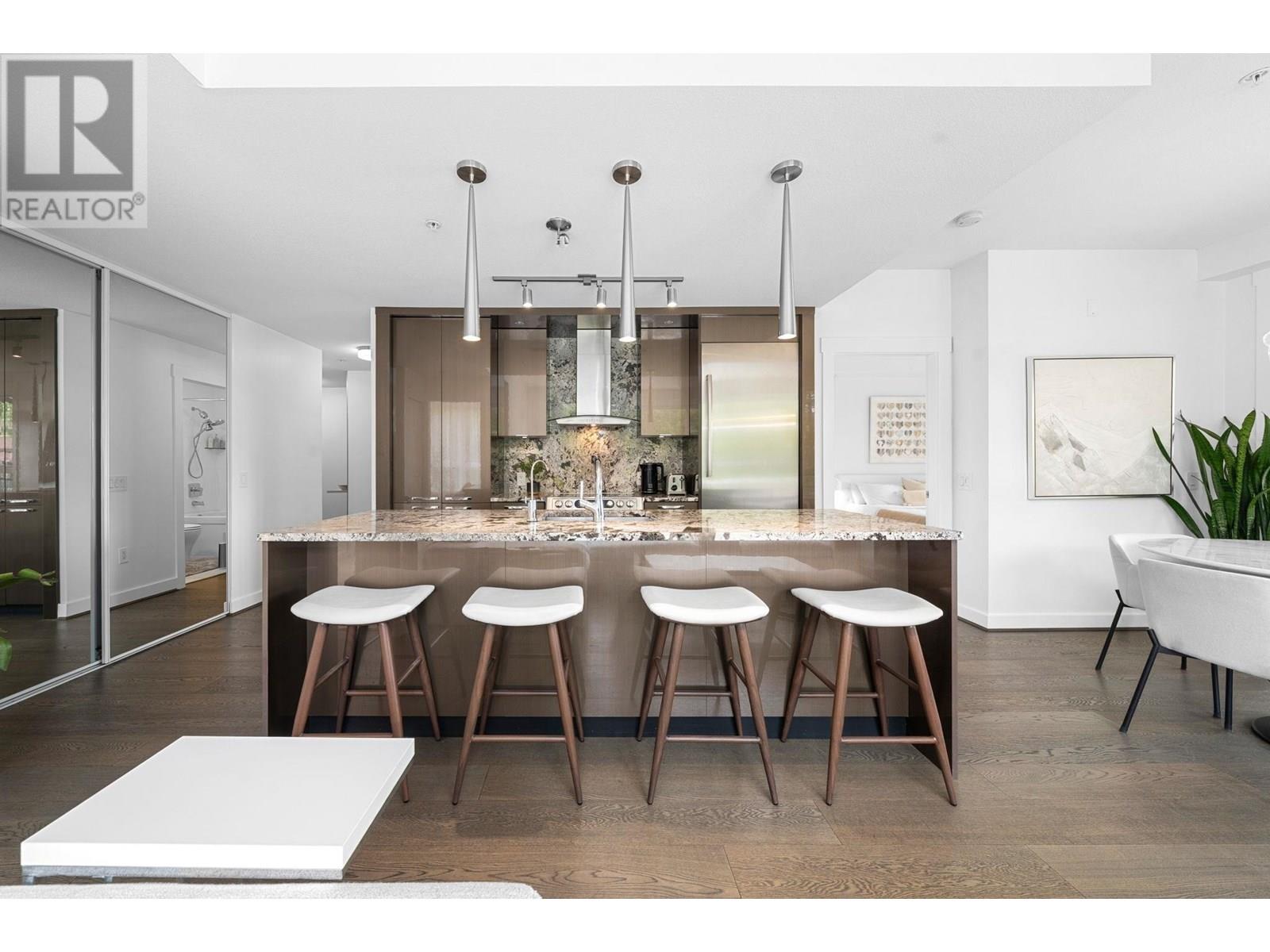 218 733 W 14th Street, North Vancouver, British Columbia  V7M 0C6 - Photo 6 - R3014539