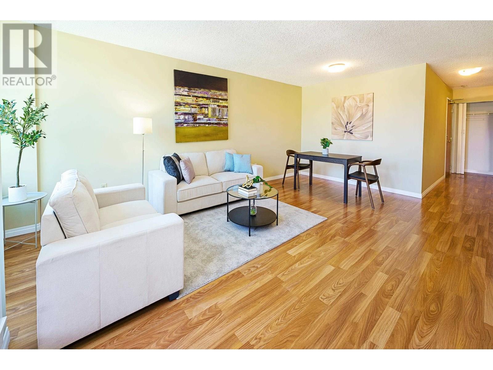402 1845 ROBSON STREET, Vancouver, British Columbia