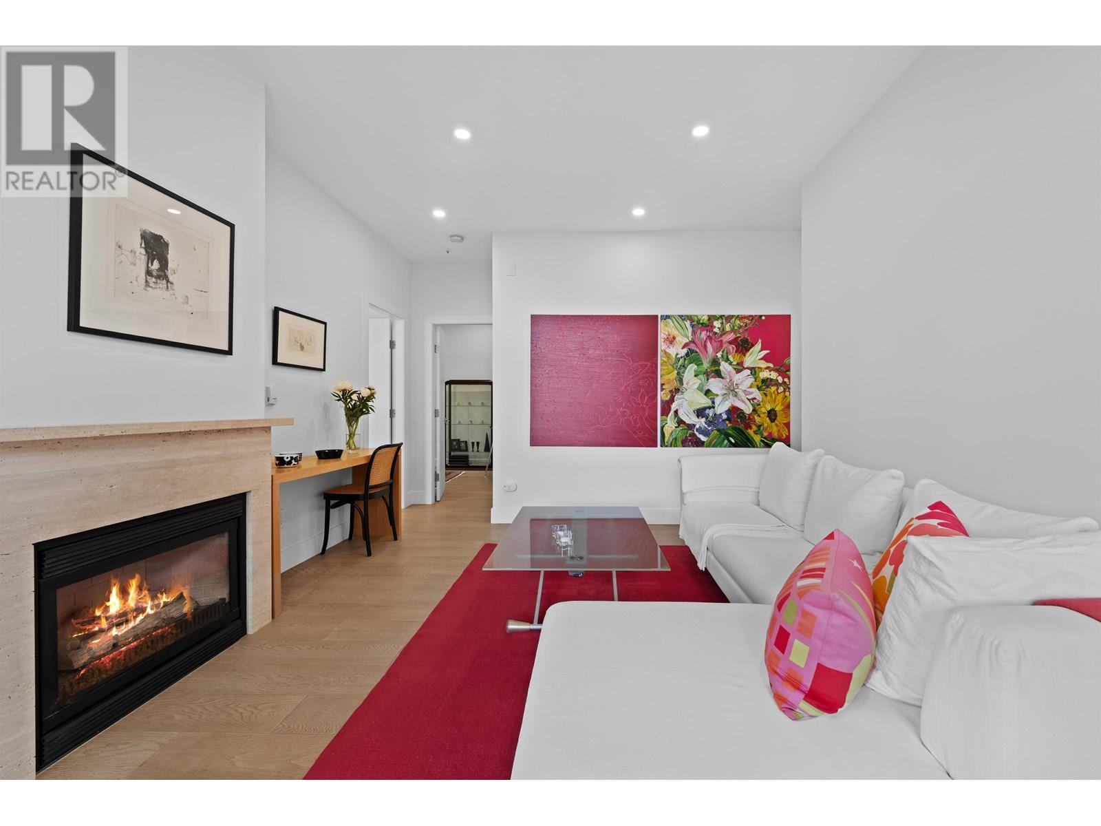 105 2242 Marine Drive, West Vancouver, British Columbia  V7V 1K4 - Photo 4 - R3014563