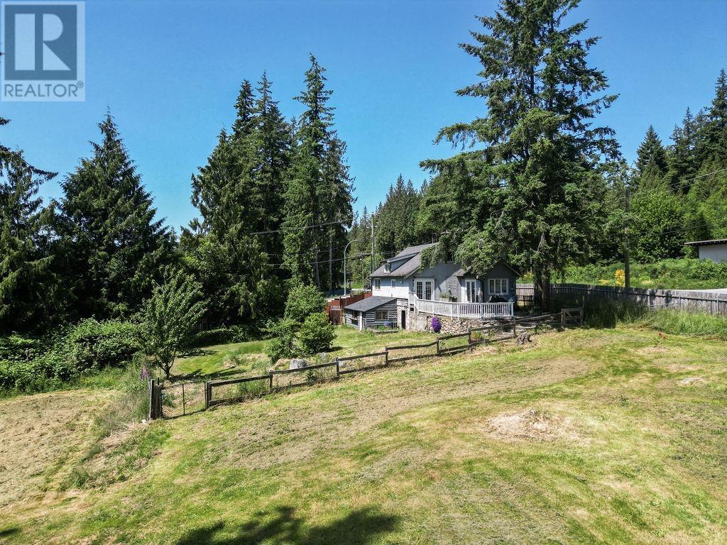 1010 Joe Road, Roberts Creek, British Columbia  V0N 2W6 - Photo 19 - R3014530