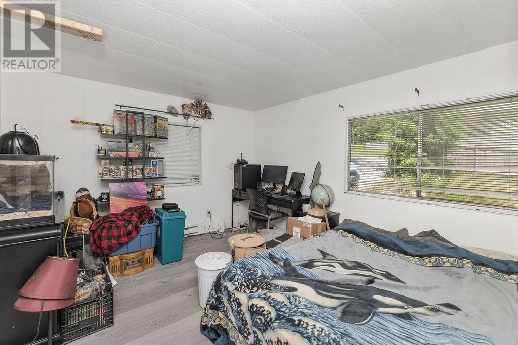 1010 Joe Road, Roberts Creek, British Columbia  V0N 2W6 - Photo 34 - R3014530