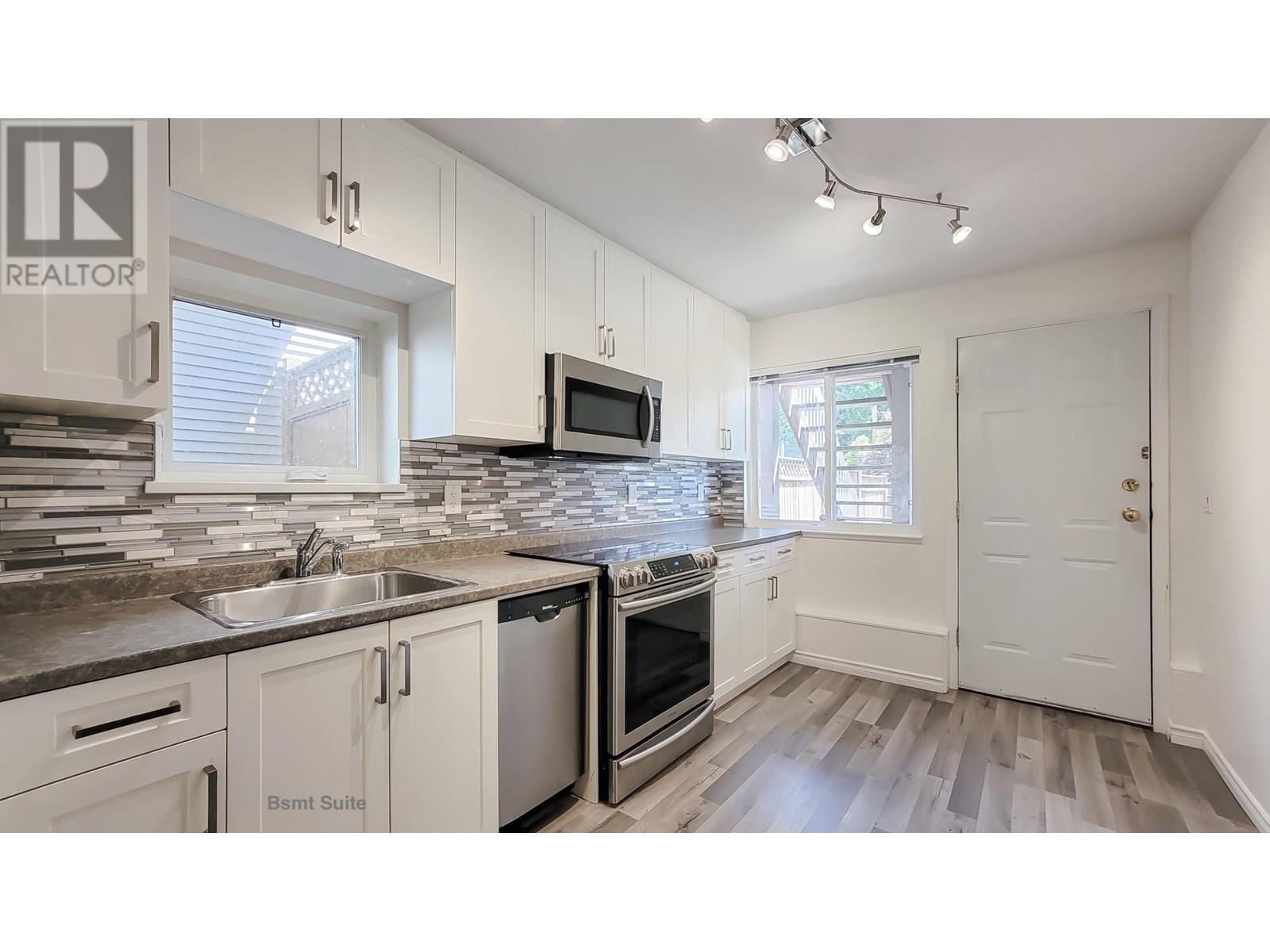 23808 Kanaka Way, Maple Ridge, British Columbia  V2W 1E5 - Photo 31 - R3014538