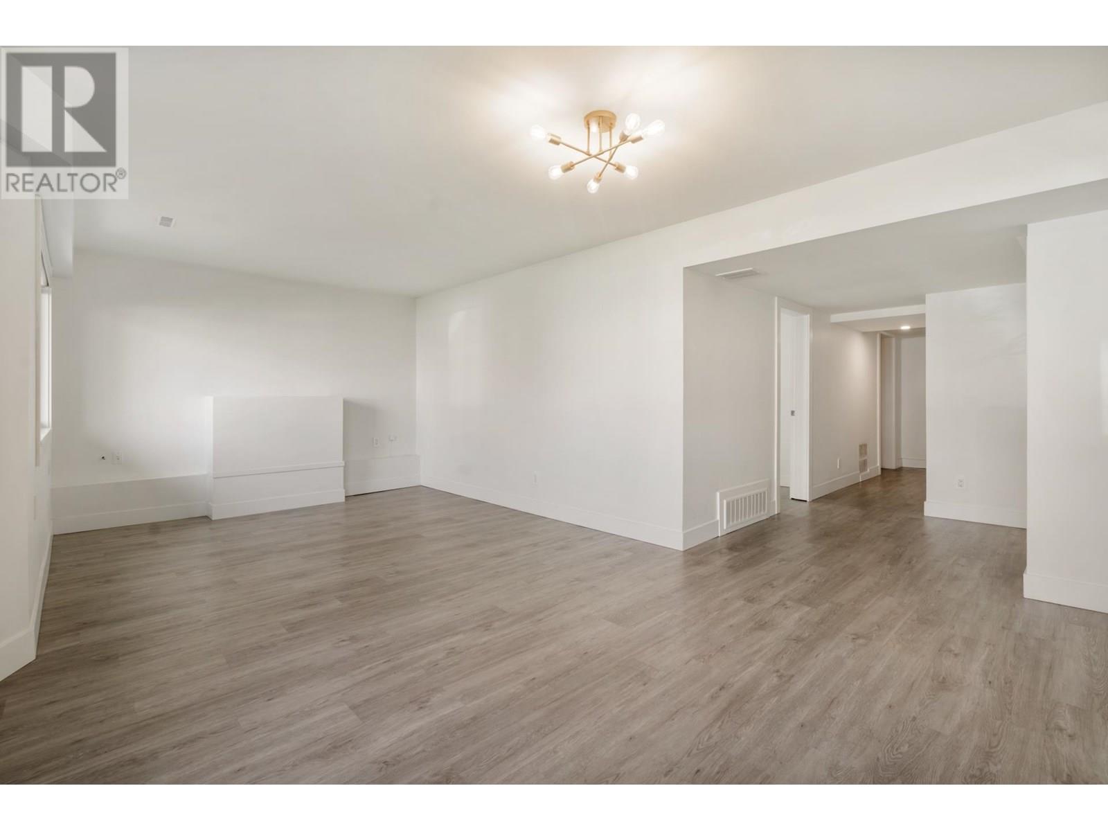 4346 Dundas Street, Burnaby, British Columbia  V5C 1B3 - Photo 31 - R3014542