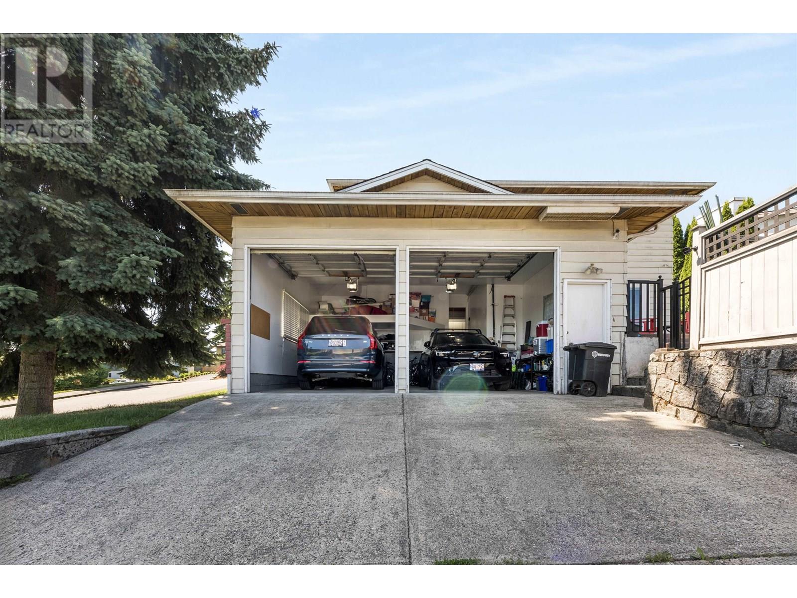 8909 Aspen Place, Burnaby, British Columbia  V3N 4P3 - Photo 39 - R3014546