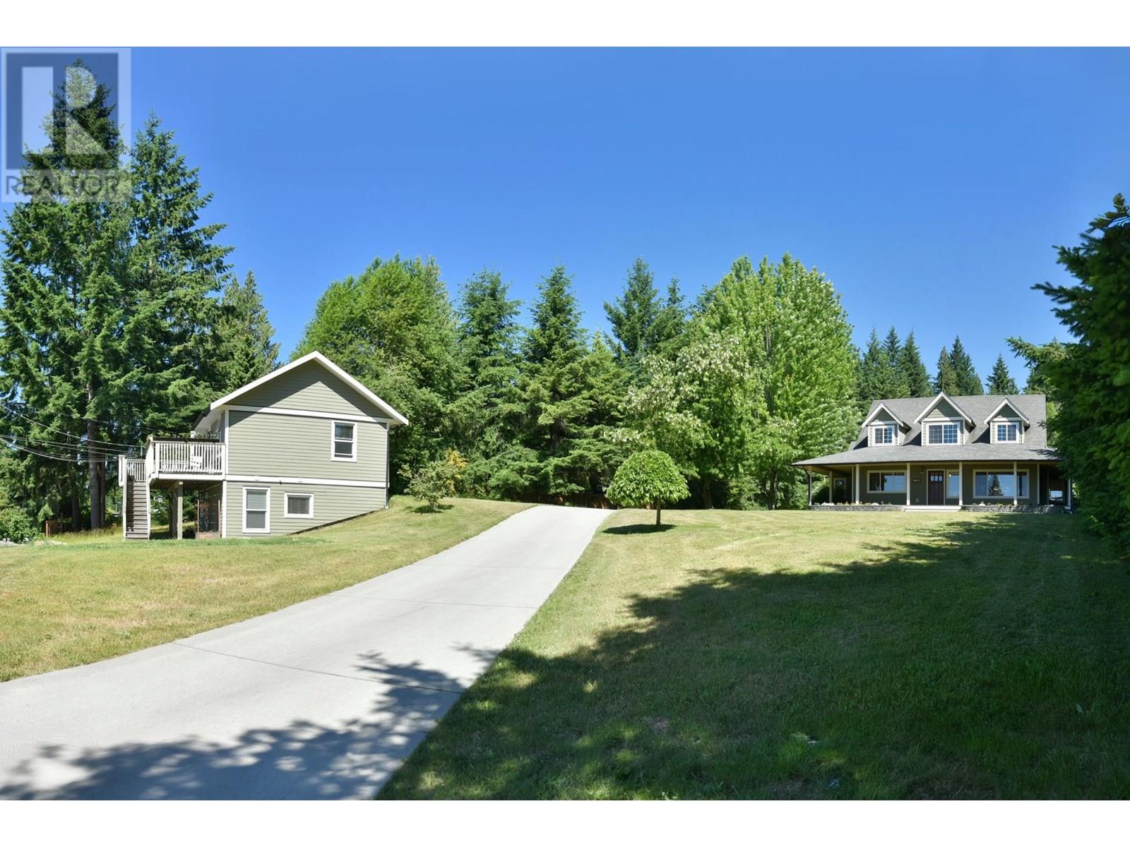 1000 Cemetery Road, Gibsons, British Columbia  V0N 1V7 - Photo 1 - R3014547