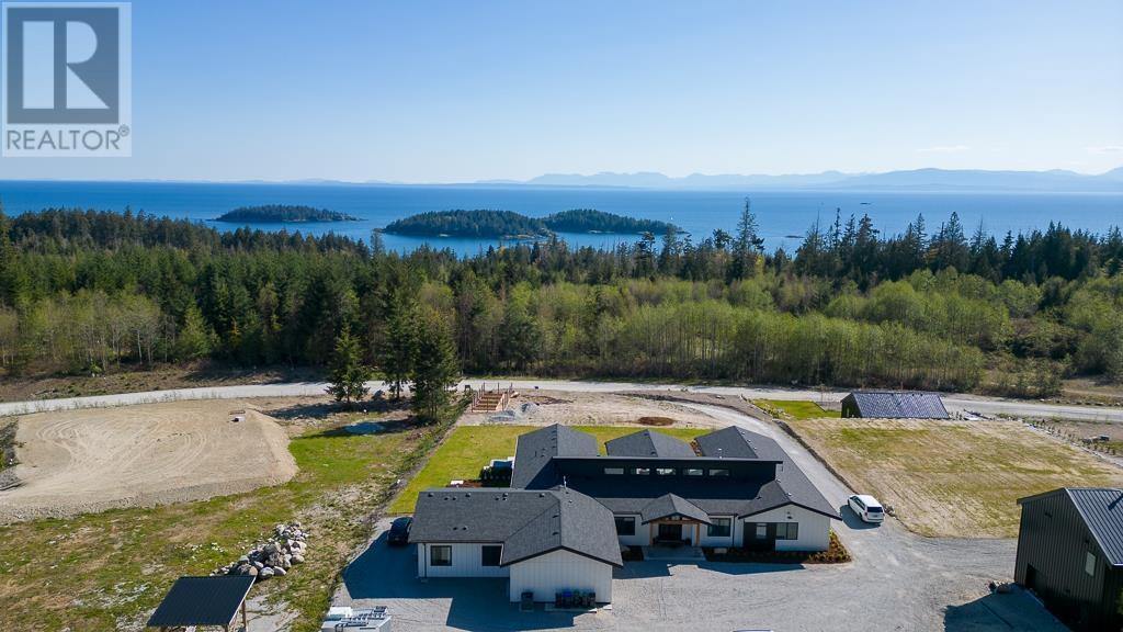 6724 Acorn Road, Sechelt, British Columbia  V7Z 0N3 - Photo 3 - R3014551