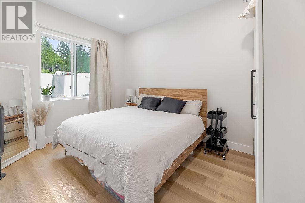 6724 Acorn Road, Sechelt, British Columbia  V7Z 0N3 - Photo 34 - R3014551