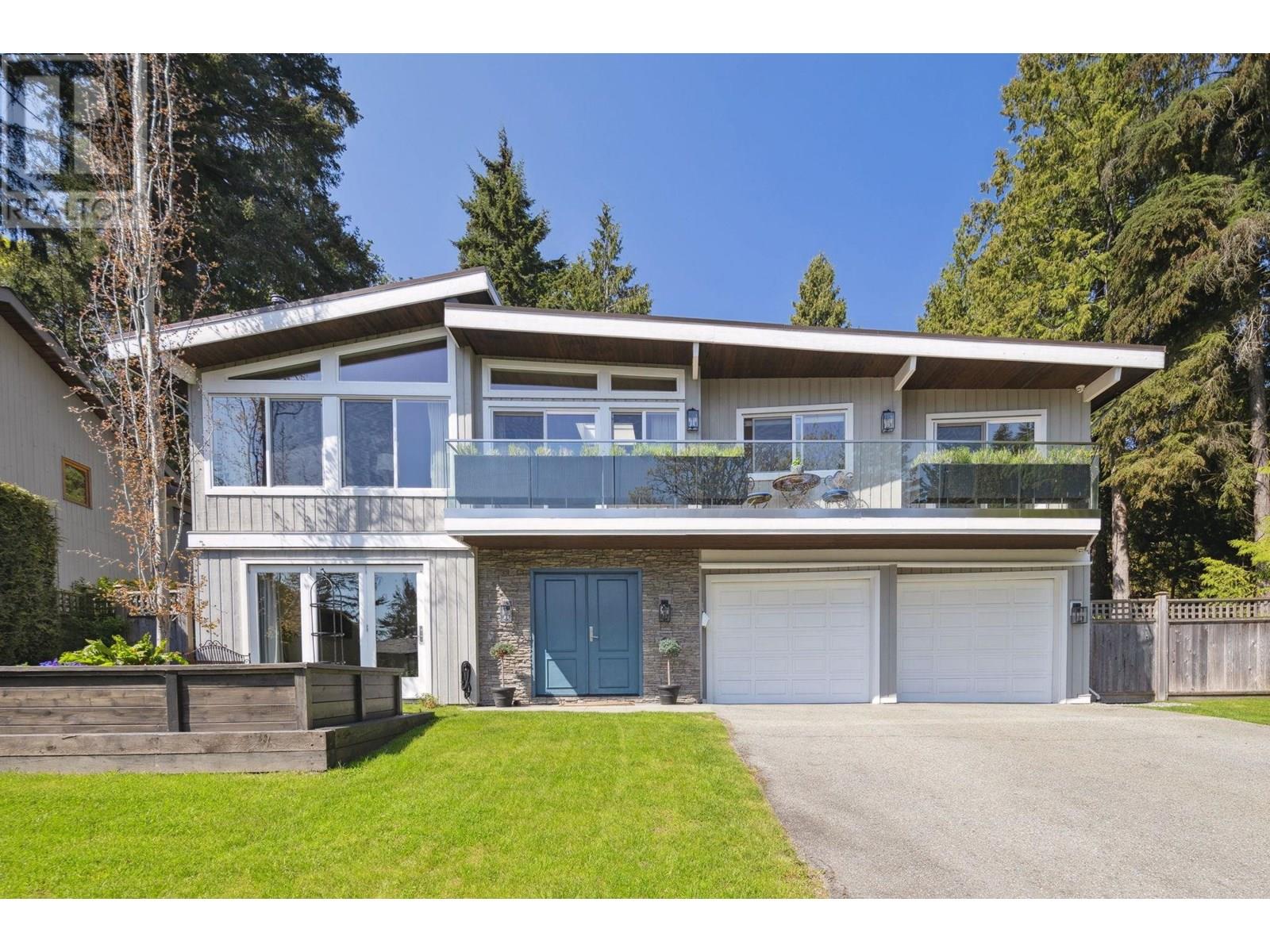 4445 STONE COURT, west vancouver, British Columbia