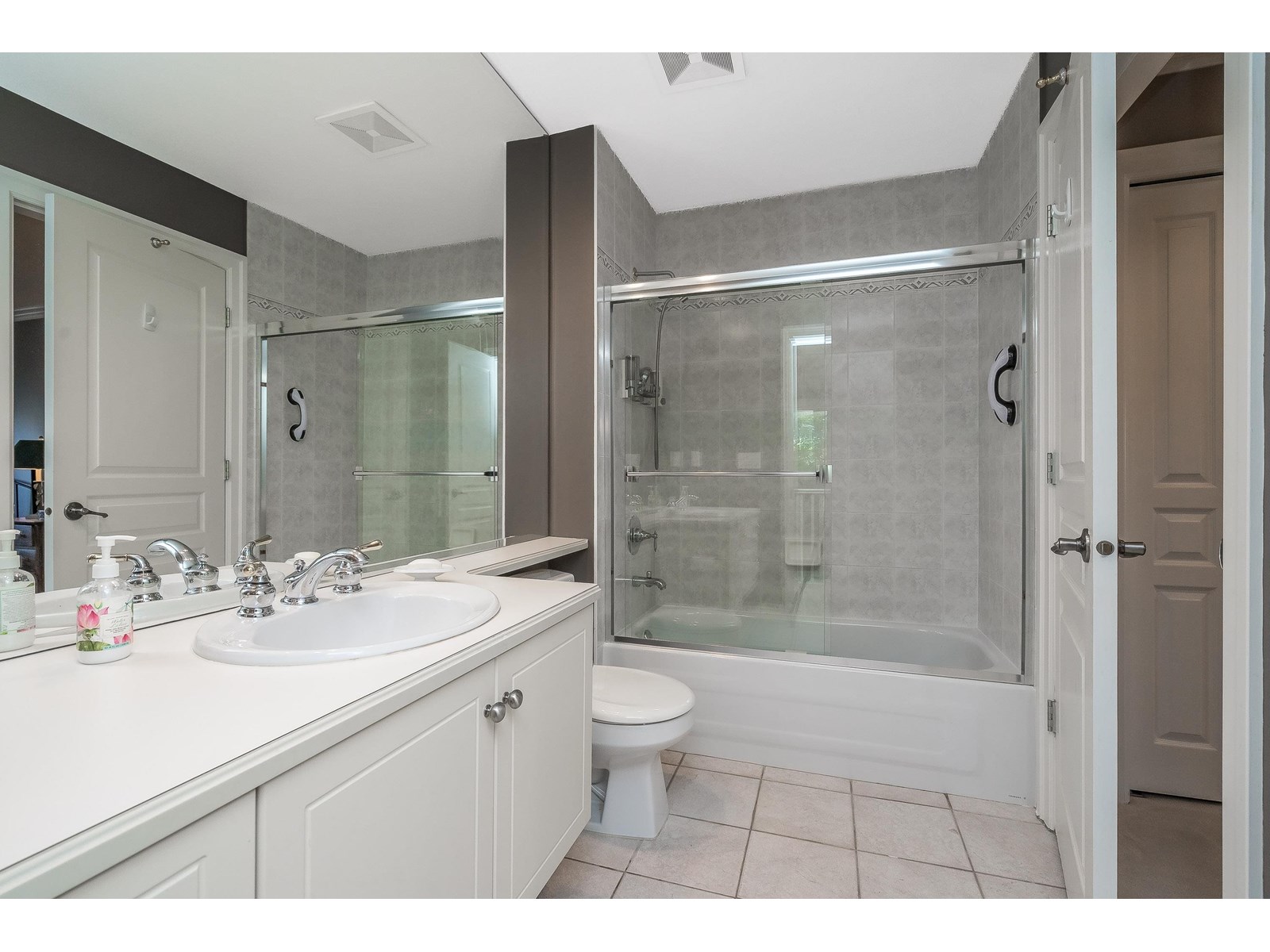 21 15715 34 Avenue, Surrey, British Columbia  V3Z 0J6 - Photo 28 - R3013049