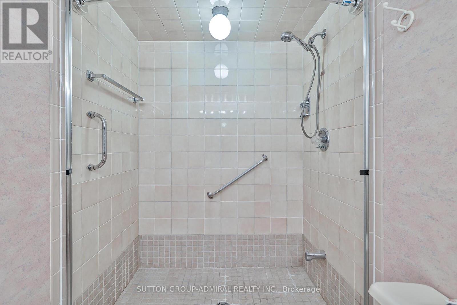 2205 - 131 Torresdale Avenue, Toronto (Westminster-Branson), Ontario  M2R 3T1 - Photo 24 - C12214295