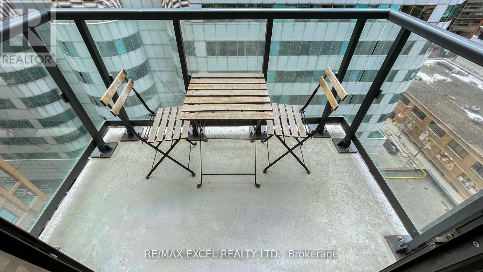 1218 - 87 Peter Street, Toronto, Ontario  M5V 0P1 - Photo 4 - C12213033