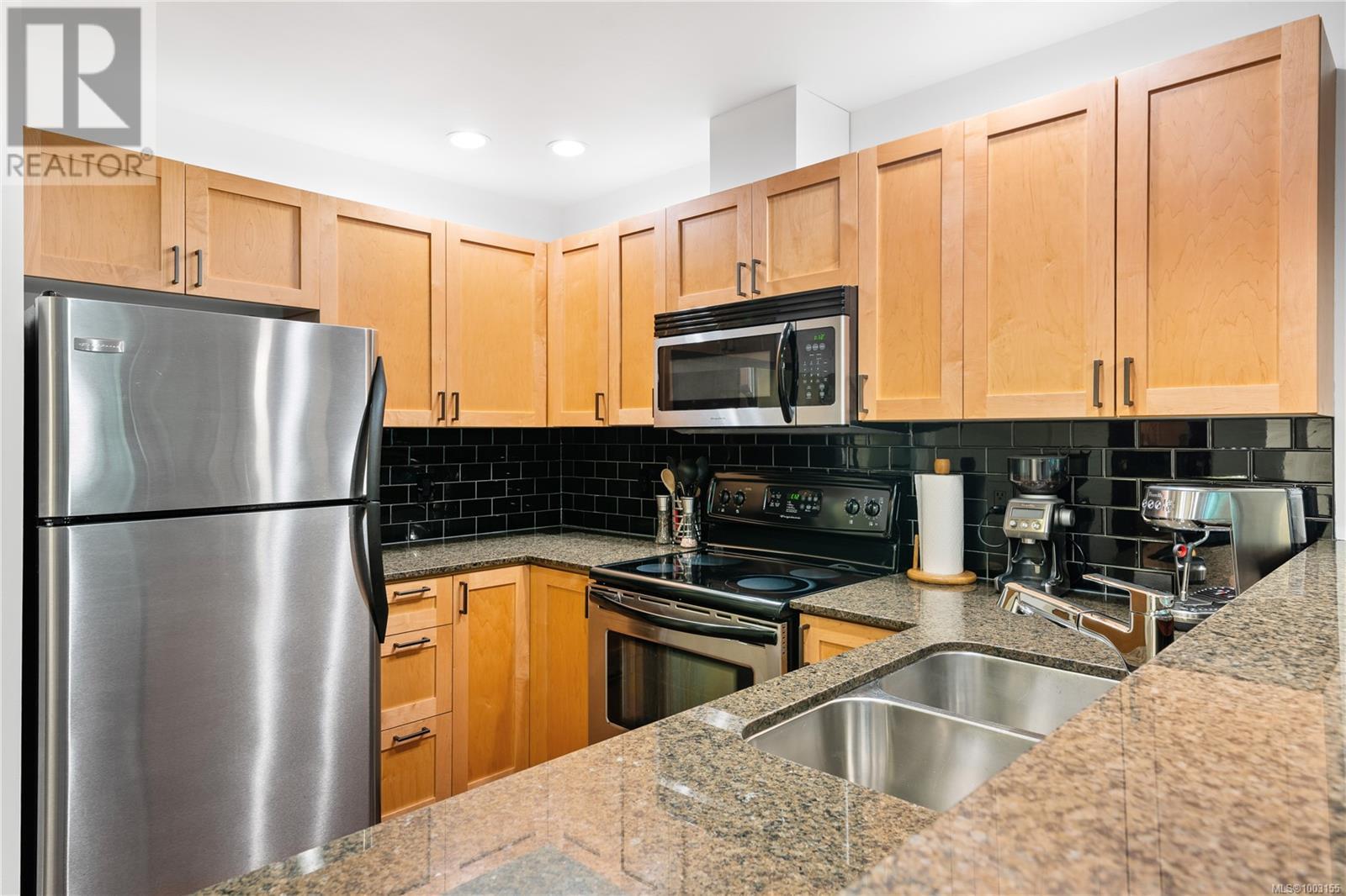 106 631 Brookside Rd, Colwood, British Columbia  V9C 0C3 - Photo 13 - 1003155