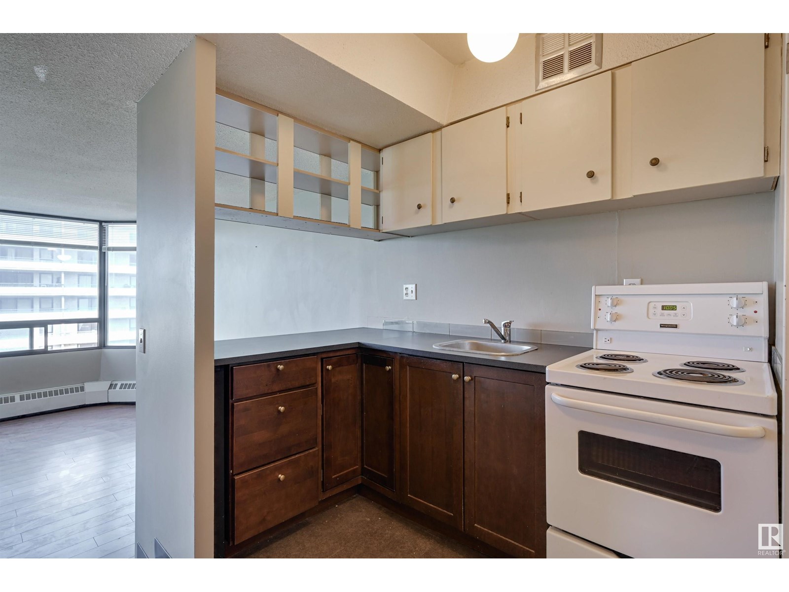 #719 10160 114 St Nw, Edmonton, Alberta  T5K 2L2 - Photo 18 - E4441799