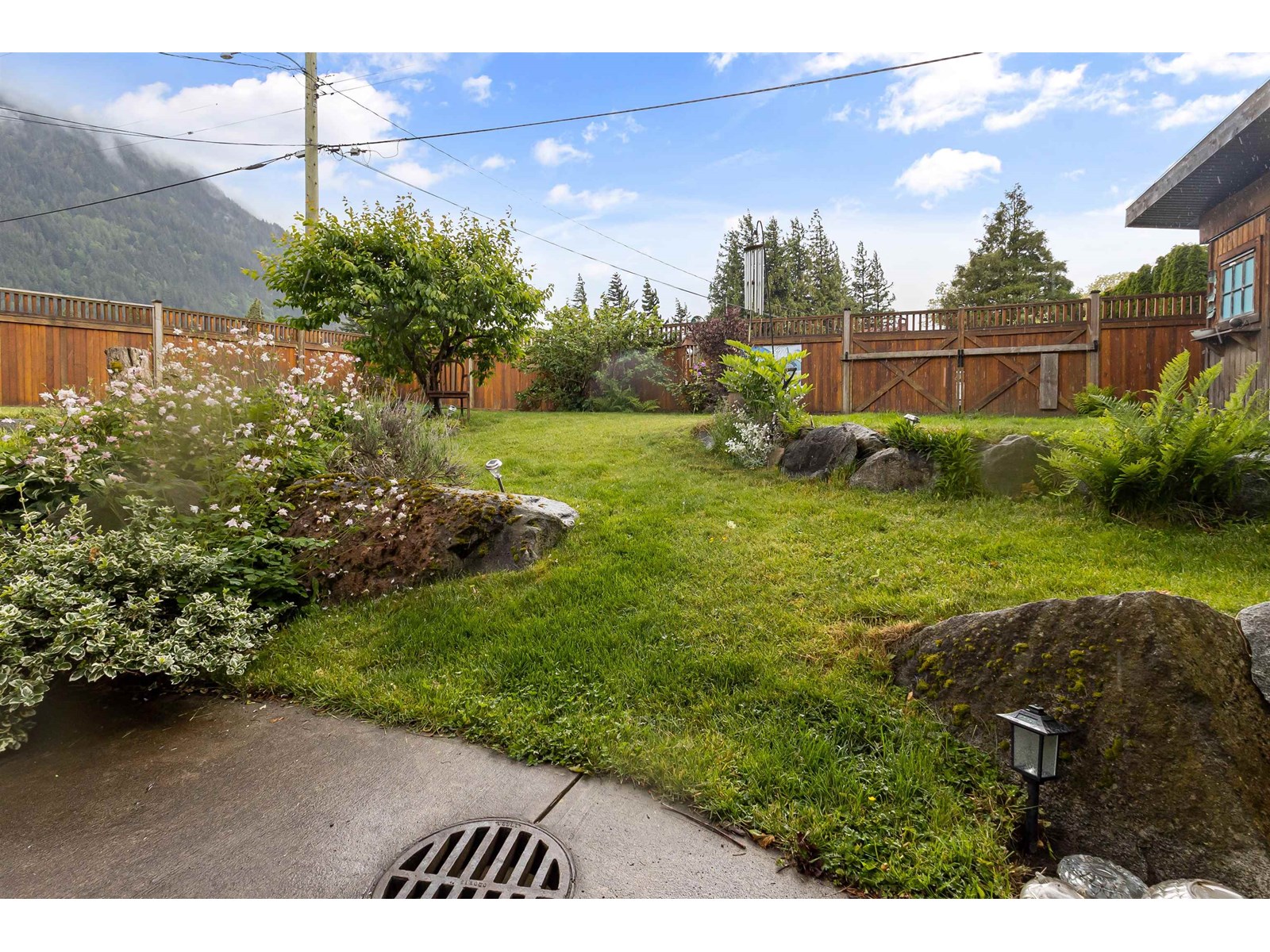 690 Fraser Avenue, Hope, Hope, British Columbia  V0X 1L0 - Photo 40 - R3014349