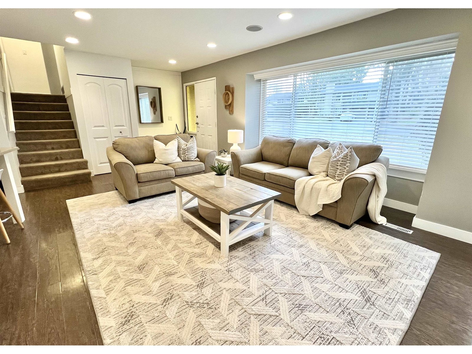 6228 172 Street, Surrey, British Columbia  V3S 5W1 - Photo 3 - R3014573