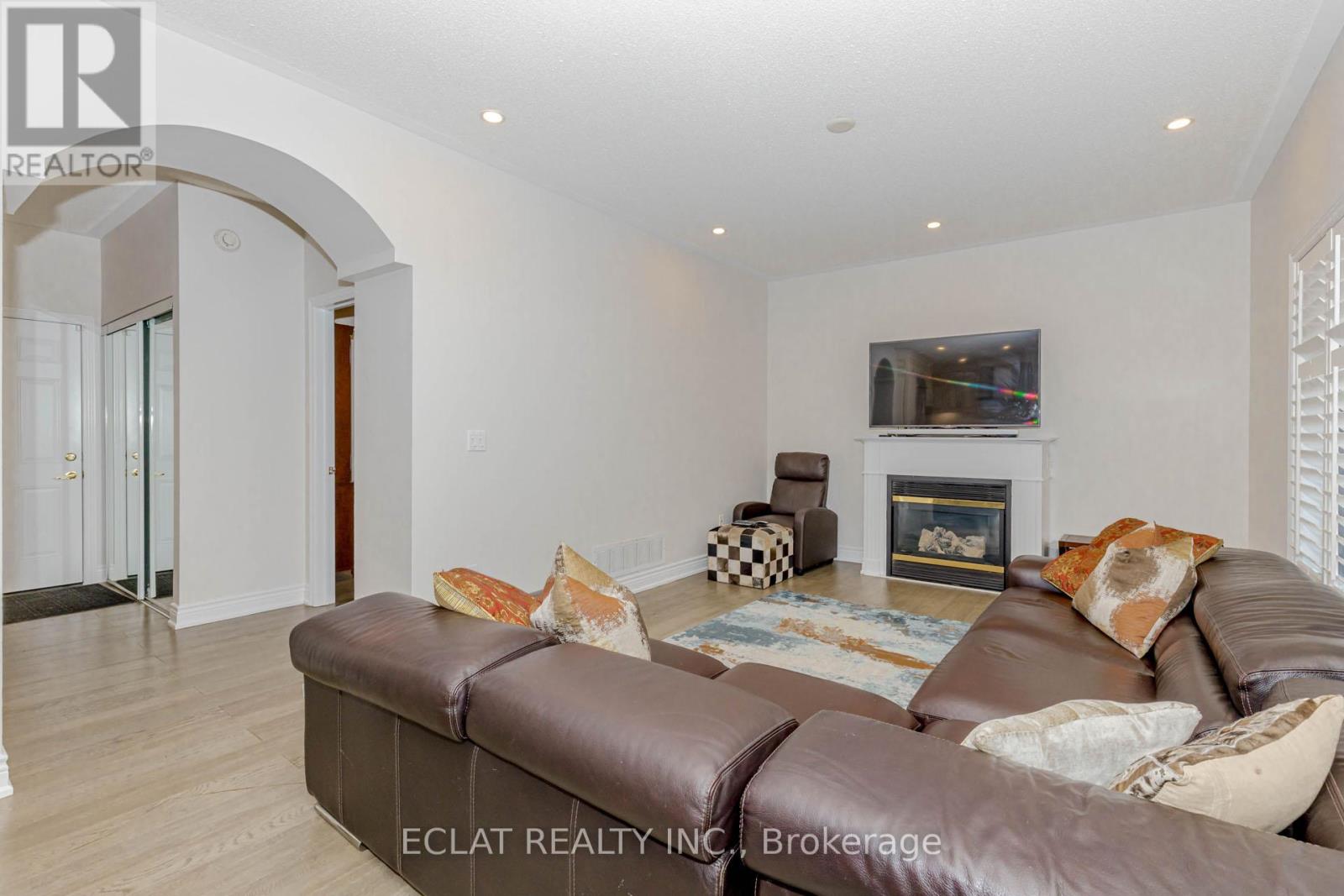 3513 Stonecutter Crescent, Mississauga (Churchill Meadows), Ontario  L5M 7N7 - Photo 20 - W12214321
