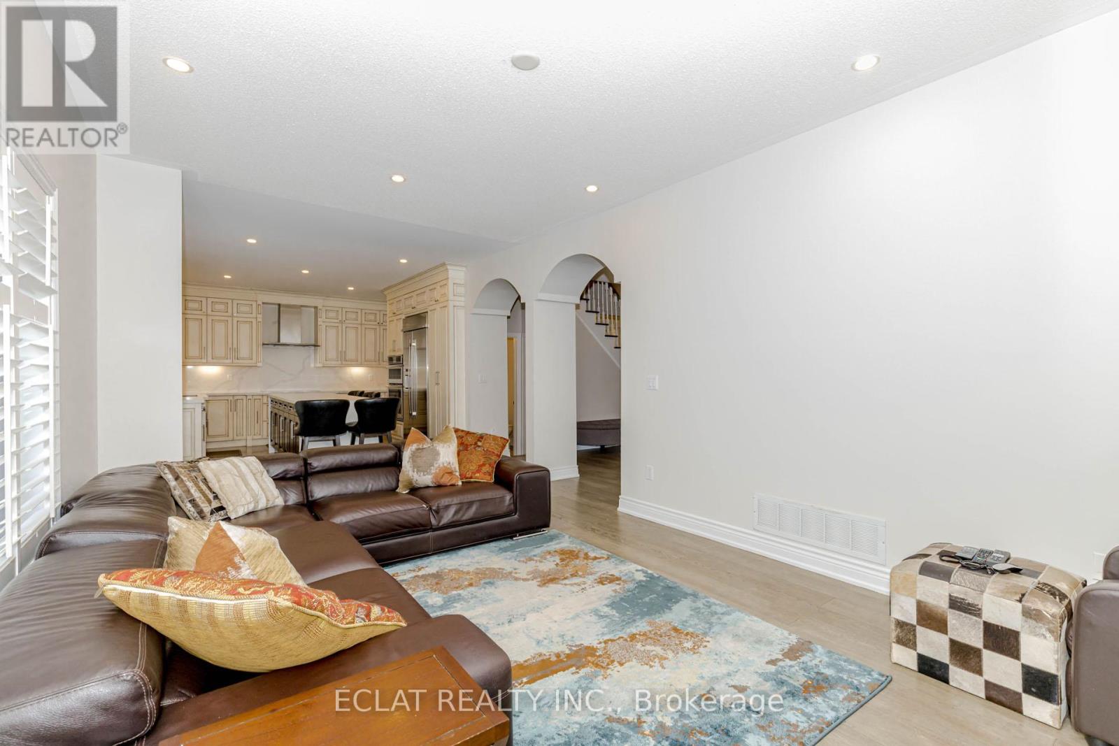 3513 Stonecutter Crescent, Mississauga (Churchill Meadows), Ontario  L5M 7N7 - Photo 22 - W12214321