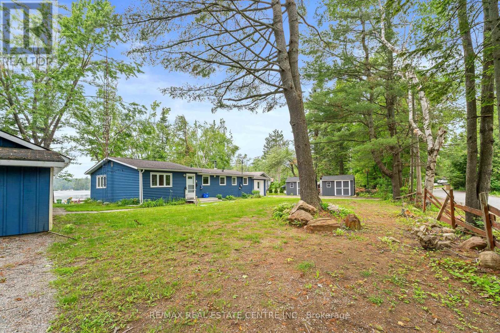 Property at 3012 GREENWOOD LANE image 5