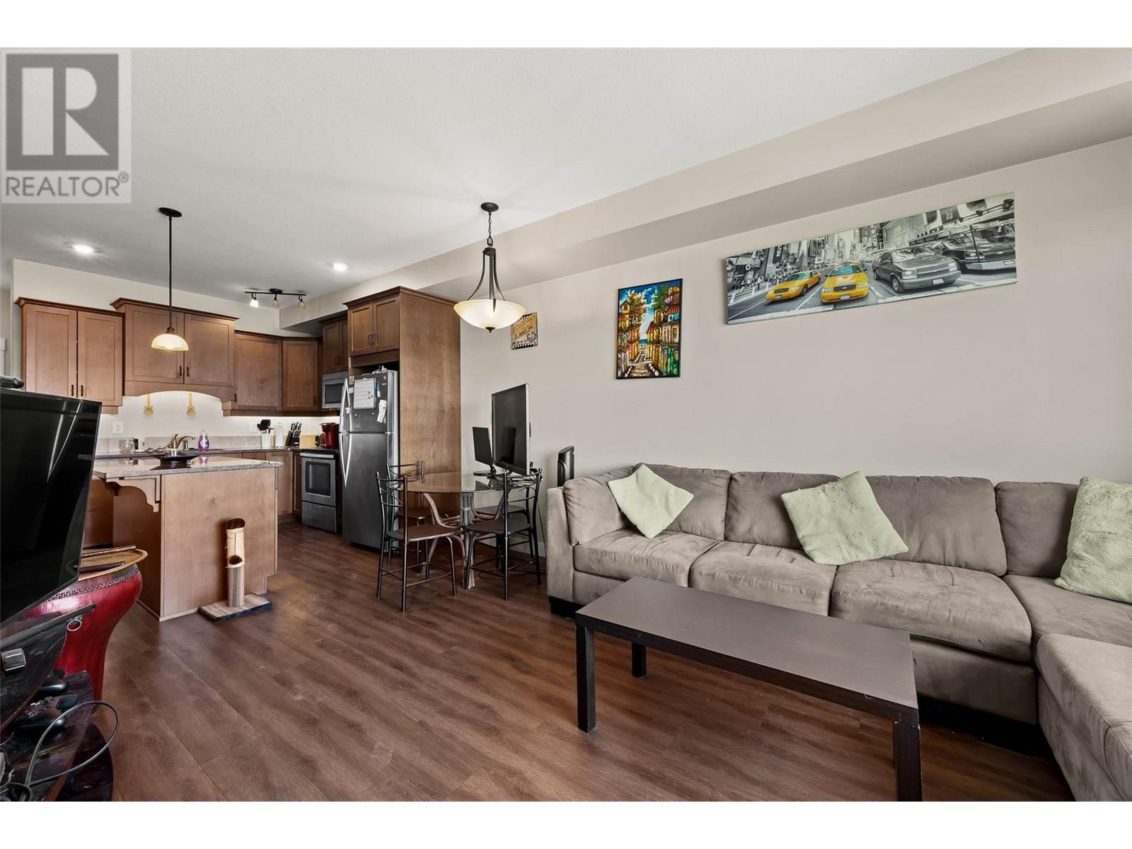 755 Mcgill Road Unit# 411, Kamloops, British Columbia  V2C 0B6 - Photo 5 - 10351762