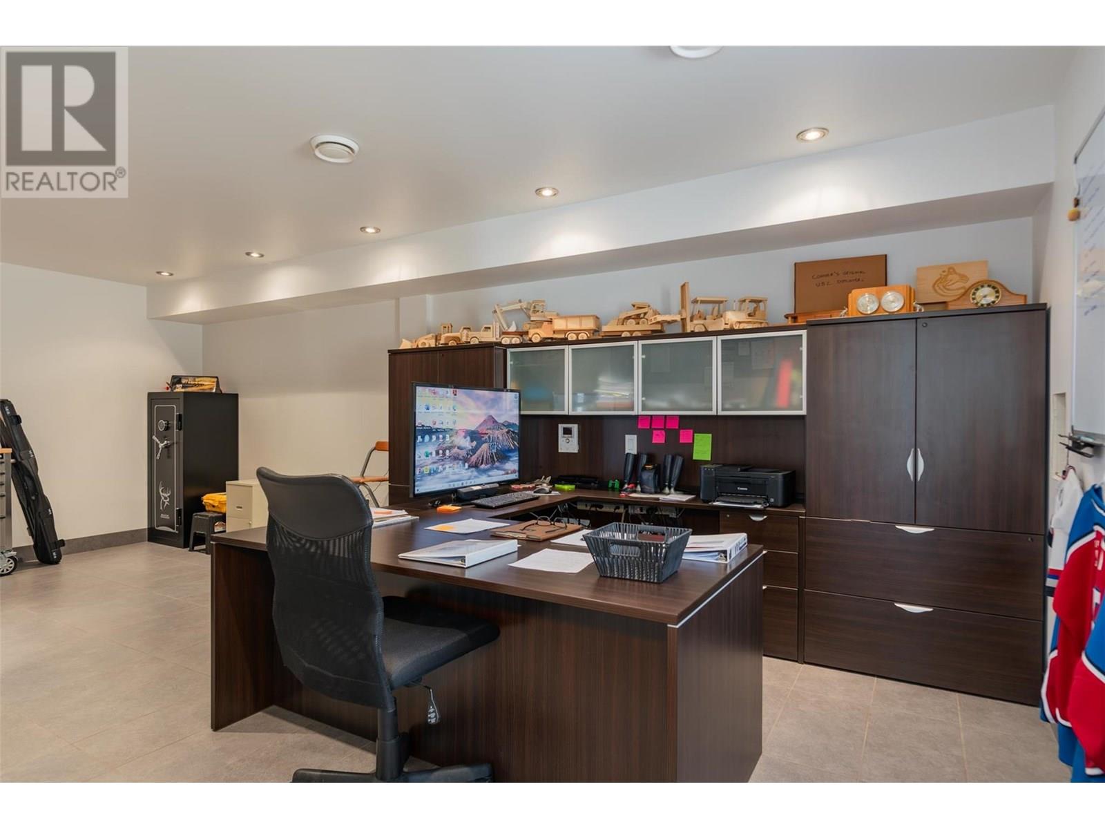 3160 Highway Drive, Trail, British Columbia  V1R 2T3 - Photo 49 - 10351674