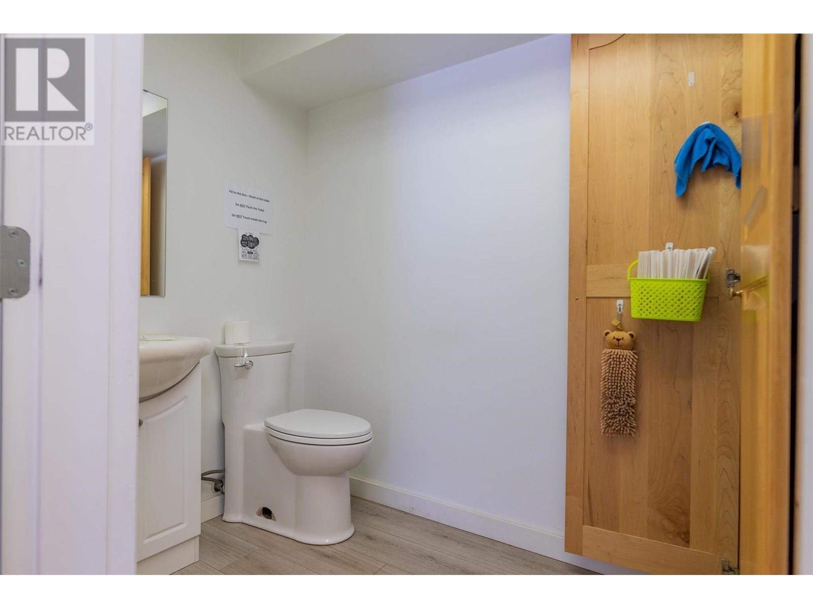 3160 Highway Drive, Trail, British Columbia  V1R 2T3 - Photo 72 - 10351674