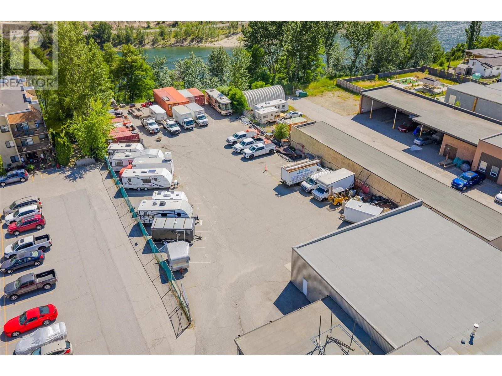 3160 Highway Drive, Trail, British Columbia  V1R 2T3 - Photo 75 - 10351674