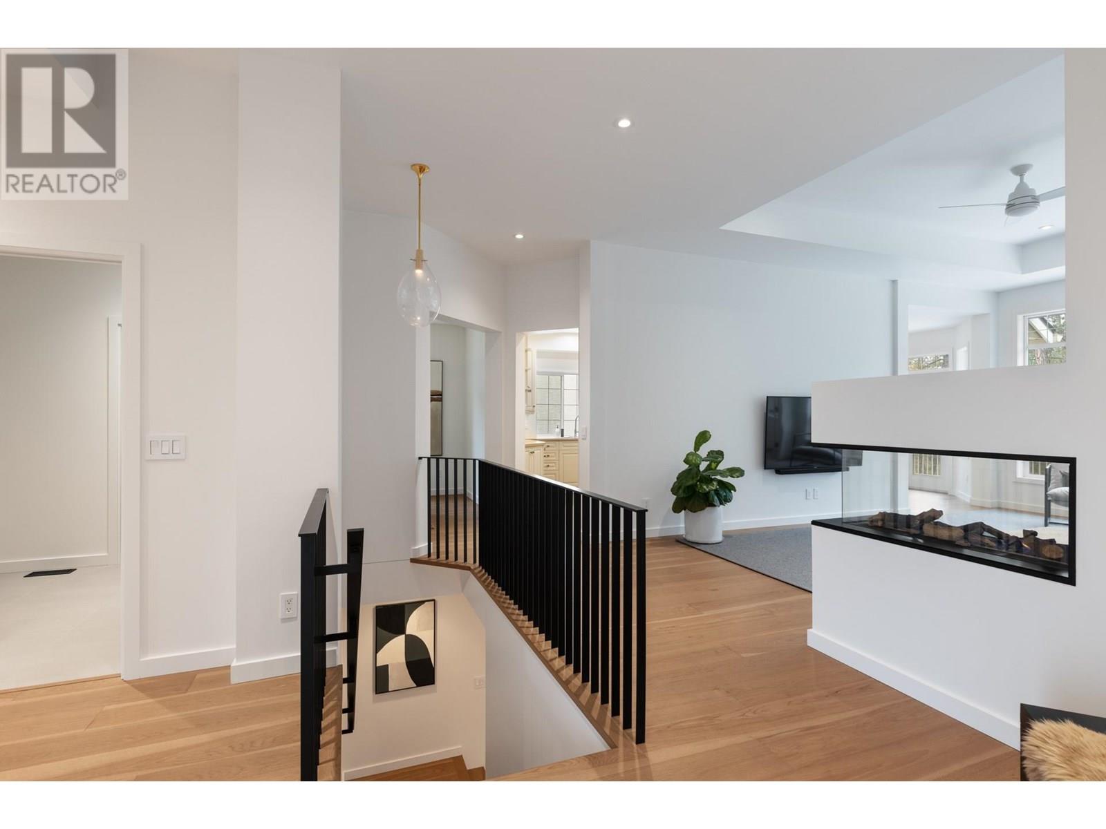 4158 Gallaghers Forest S, Kelowna, British Columbia  V1W 5E4 - Photo 5 - 10351592
