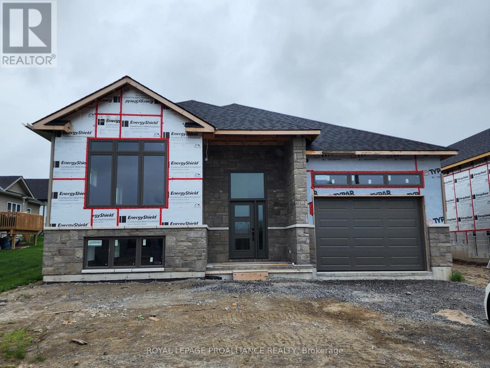 14 CEDARWOOD STREET, Quinte West, Ontario