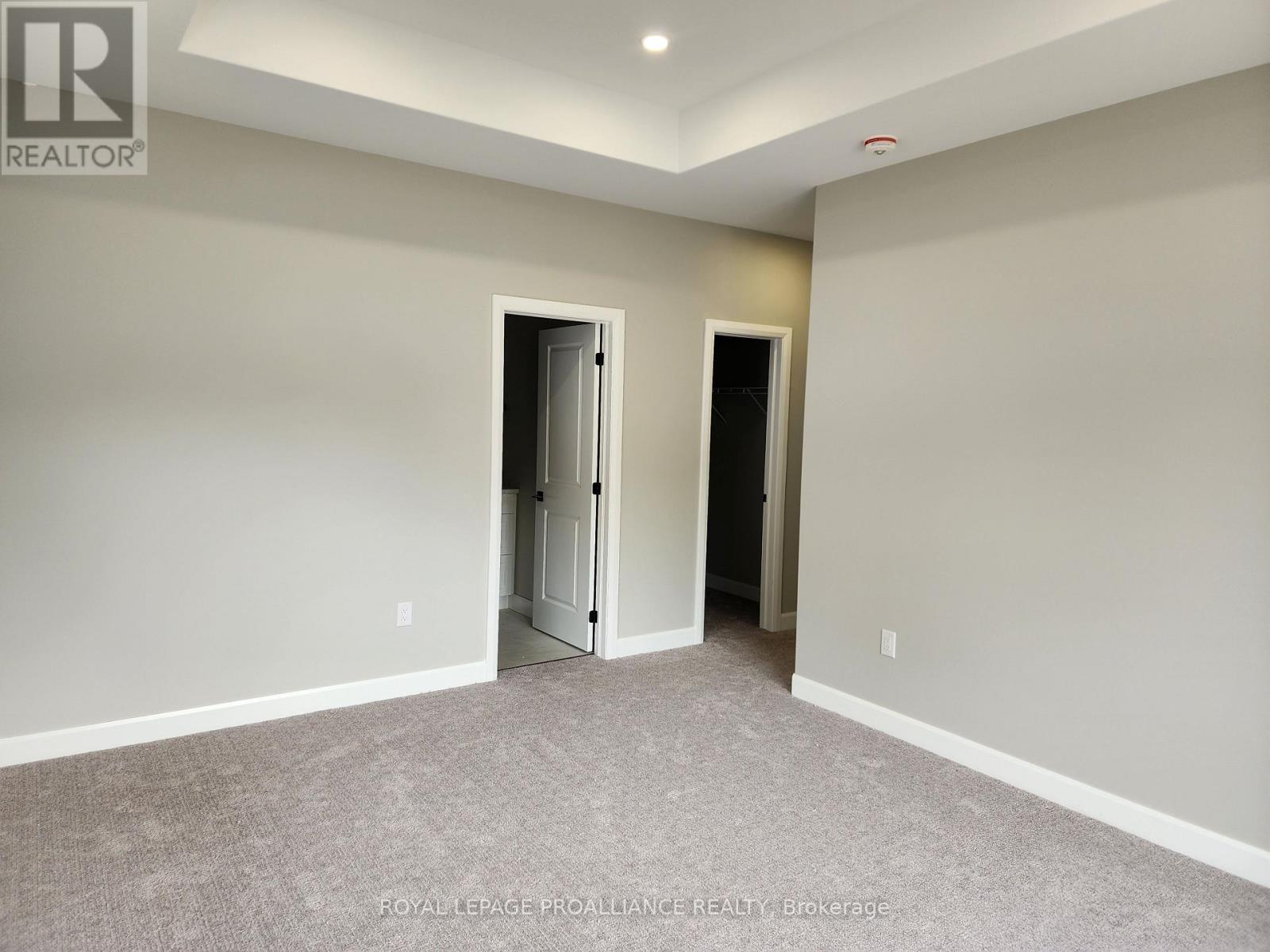 14 Cedarwood Street, Quinte West, Ontario  K0K 2C0 - Photo 12 - X12214349