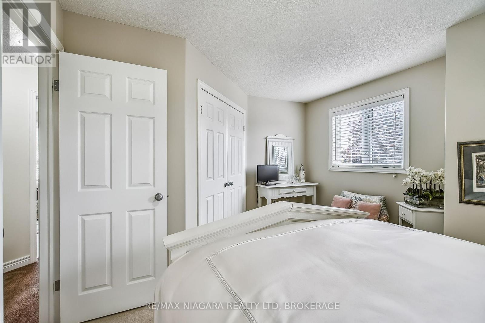 16 - 5 Liddycoat Lane, Hamilton (Ancaster), Ontario  L9G 0A7 - Photo 22 - X12214381