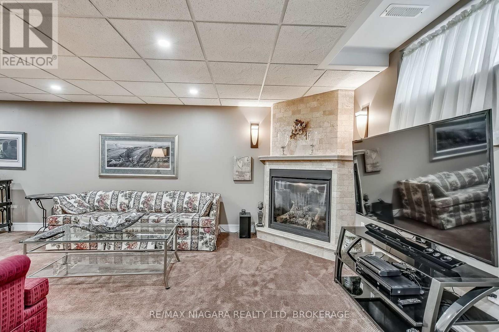 16 - 5 Liddycoat Lane, Hamilton (Ancaster), Ontario  L9G 0A7 - Photo 31 - X12214381