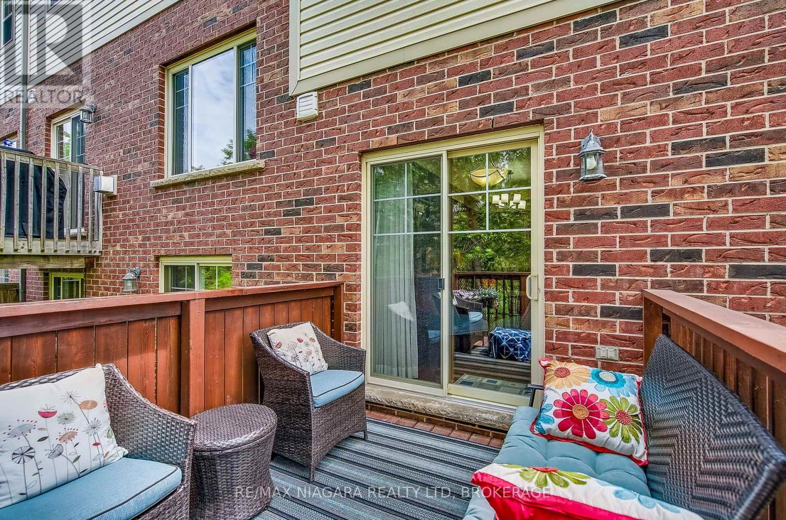 16 - 5 Liddycoat Lane, Hamilton (Ancaster), Ontario  L9G 0A7 - Photo 34 - X12214381