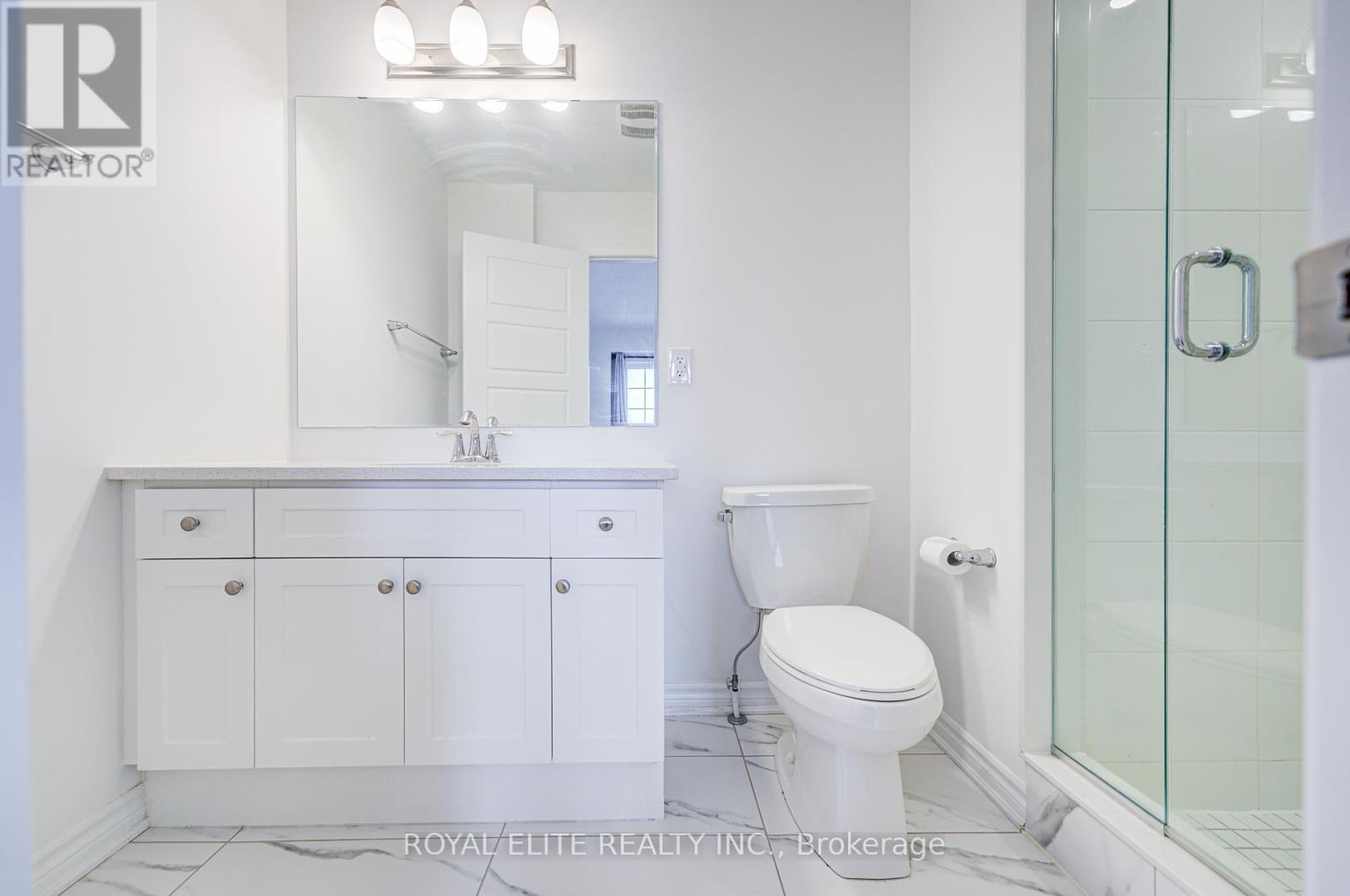 1374 William Halton Parkway, Oakville, Ontario  L6M 5P2 - Photo 24 - W12213615