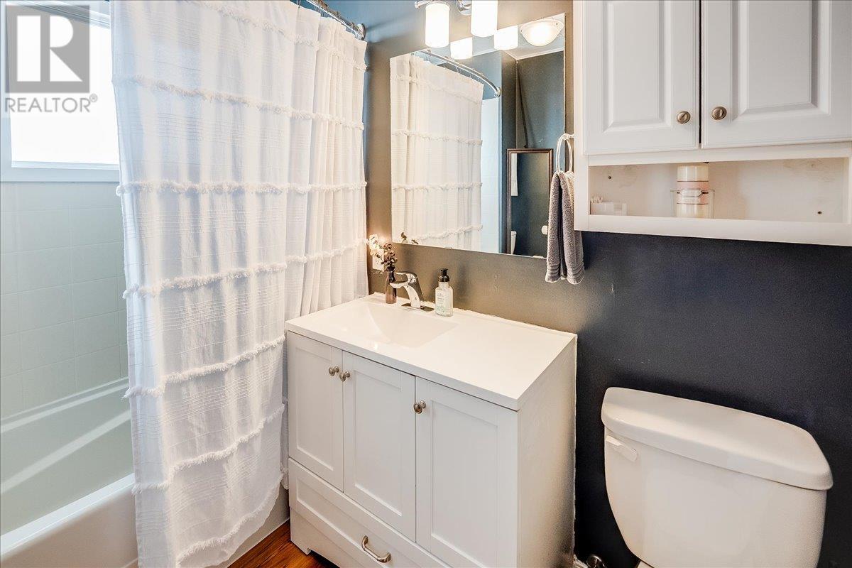 920 Latimer Street, Nelson, British Columbia  V1L 4V8 - Photo 12 - 10351738