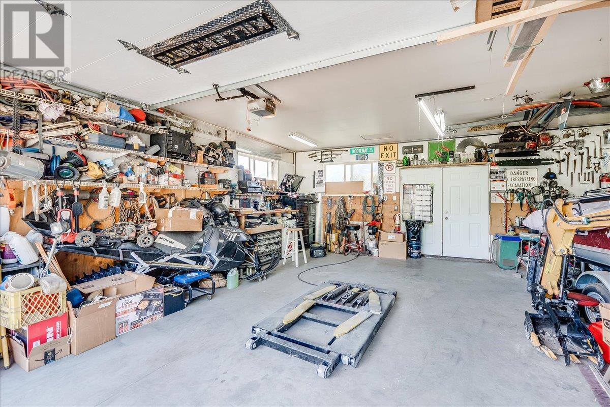 920 Latimer Street, Nelson, British Columbia  V1L 4V8 - Photo 25 - 10351738