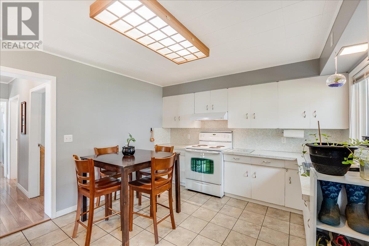 920 Latimer Street, Nelson, British Columbia  V1L 4V8 - Photo 8 - 10351738