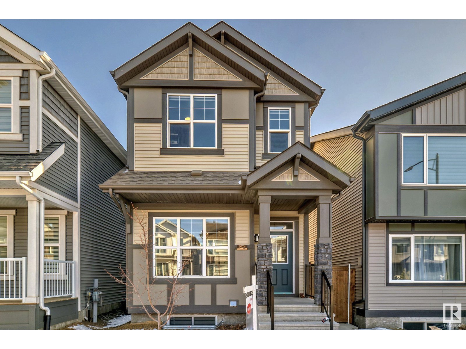 5029 Kinney Link Li Sw, Edmonton, Alberta  T6W 5G5 - Photo 2 - E4438668