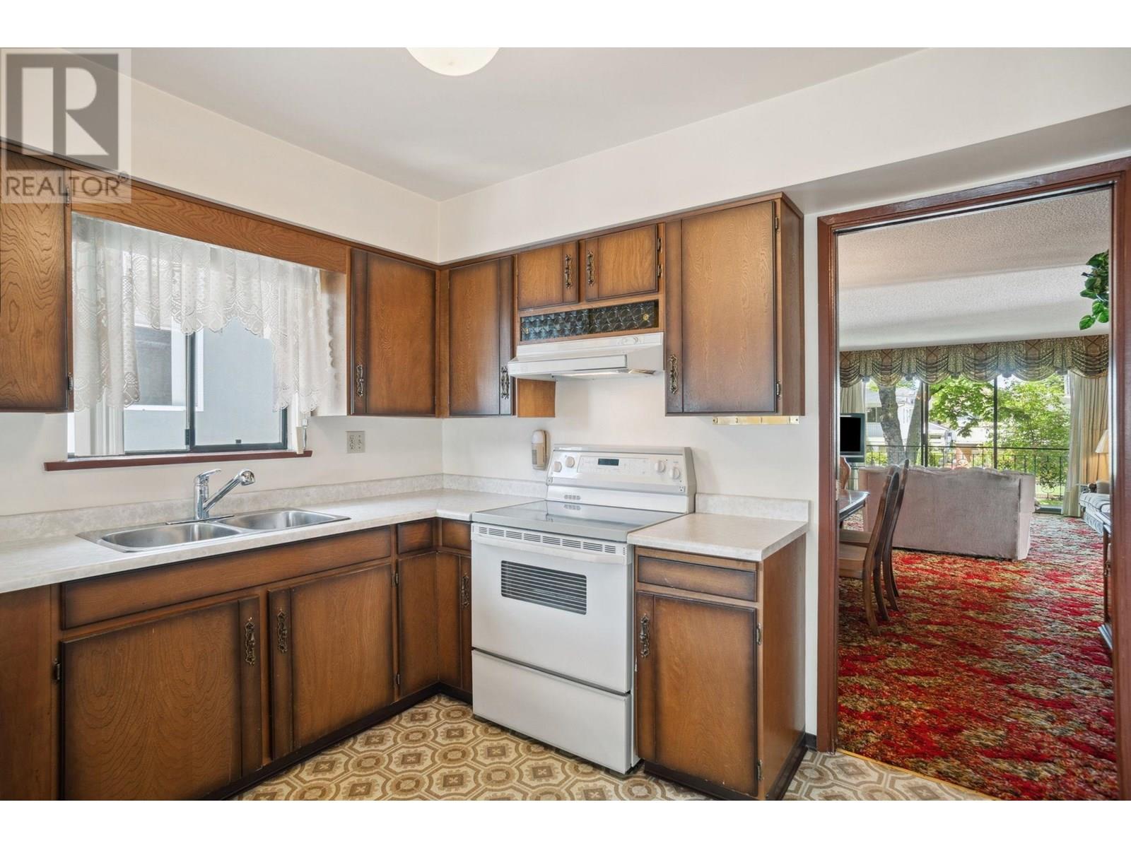 5412 Rhodes Street, Vancouver, British Columbia  V5R 3N9 - Photo 12 - R3014415