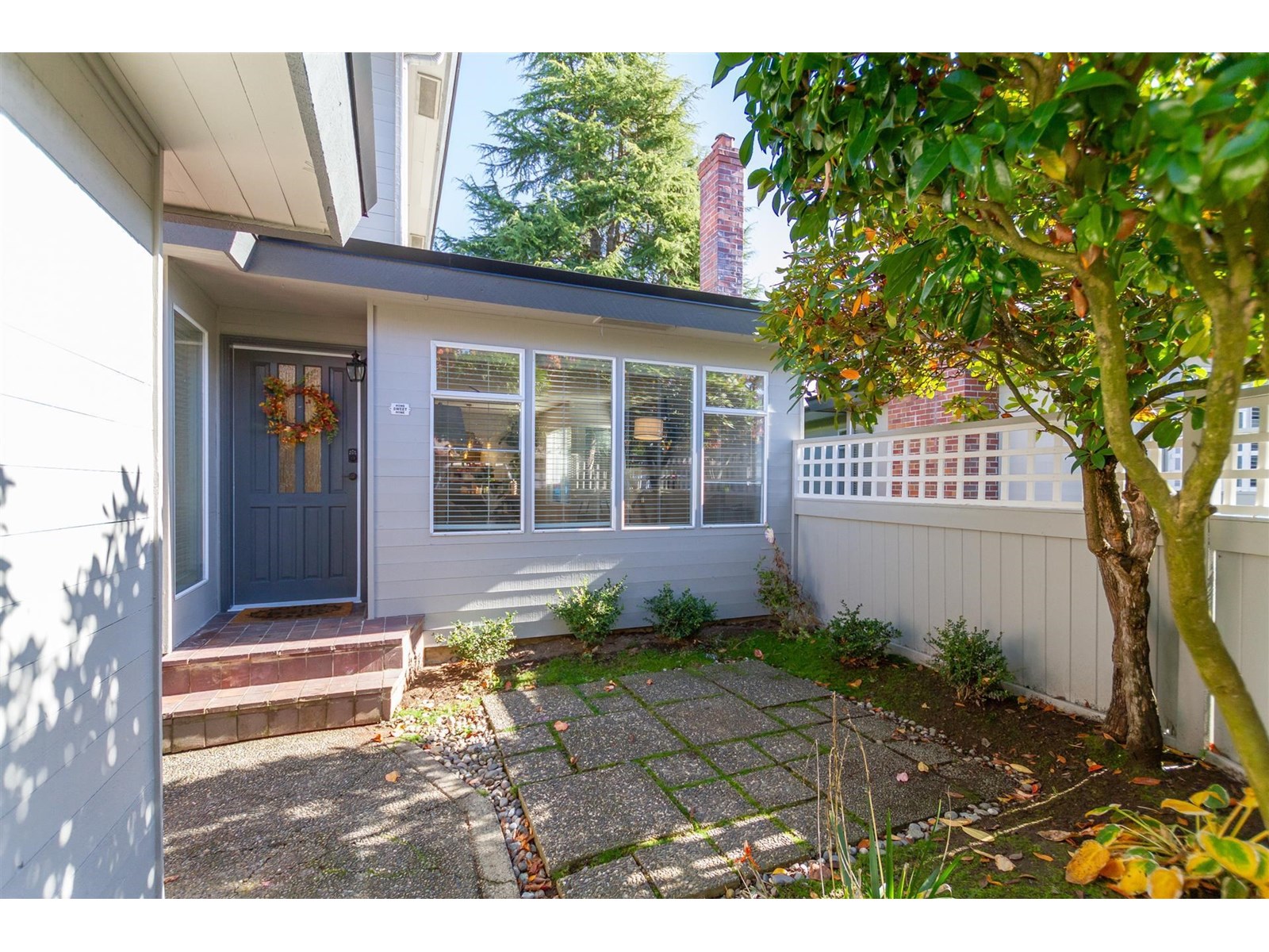 1 14251 18a Avenue, Surrey, British Columbia  V4A 7N8 - Photo 2 - R3014621