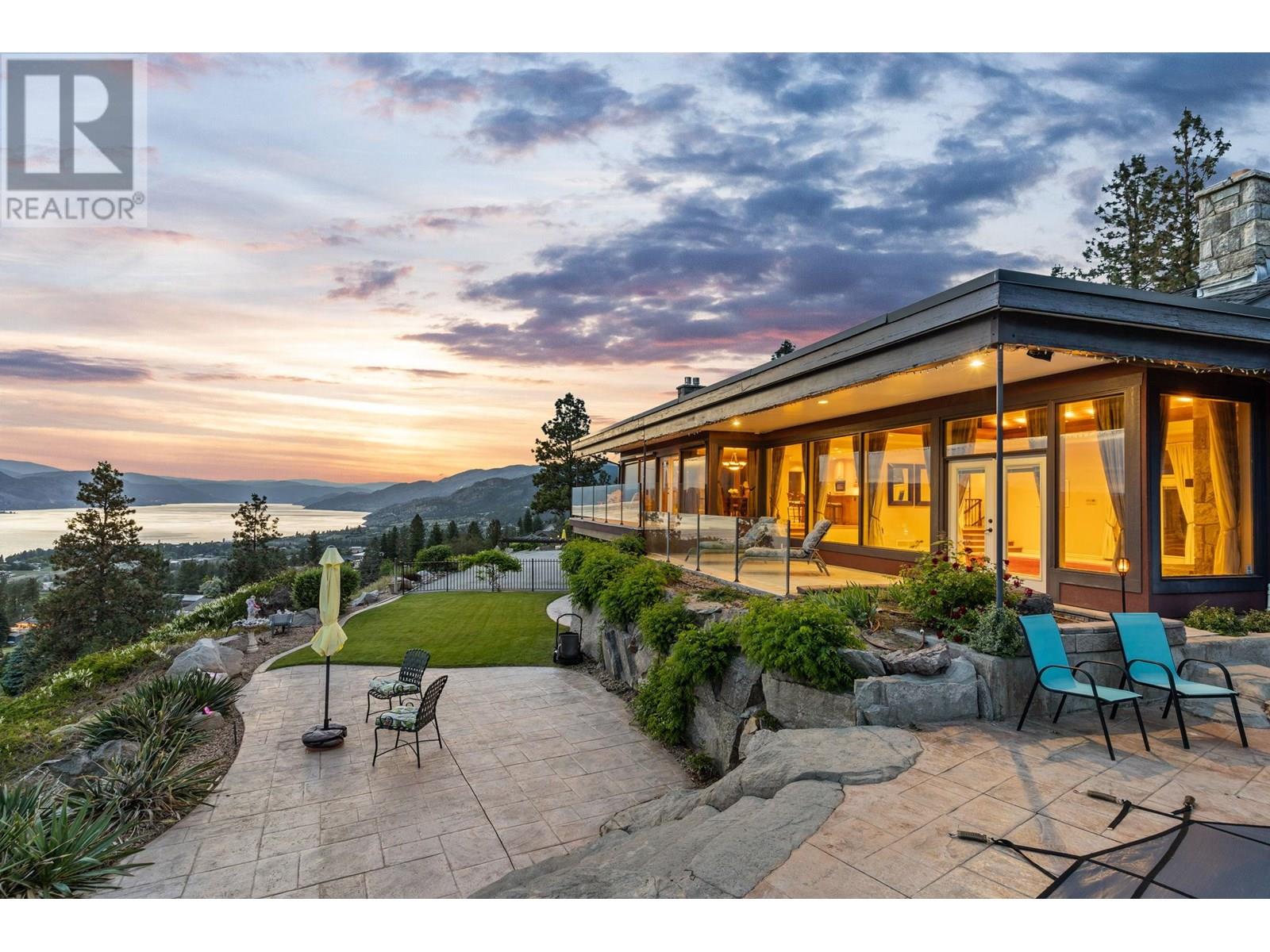 2615 Workman Place, Naramata, British Columbia  V0H 1N1 - Photo 35 - 10351614