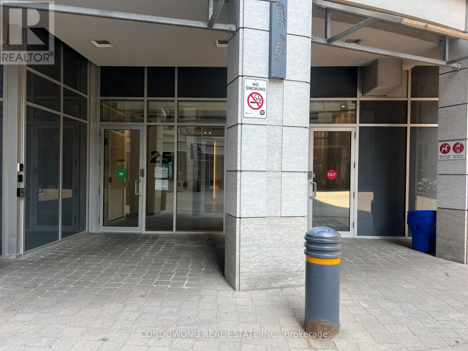 1709 - 25 Carlton Street, Toronto, Ontario  M5B 1L4 - Photo 18 - C12214352